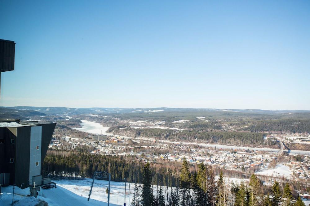 Hotell Hallstaberget Sollefteå Buitenkant foto